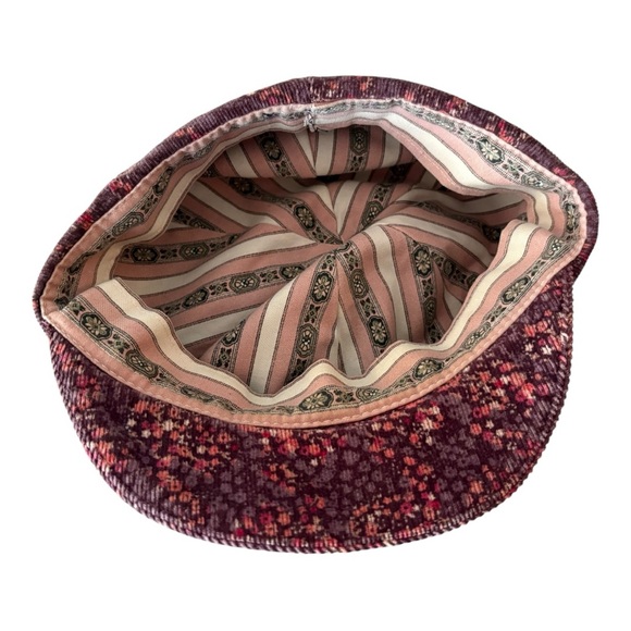 Mudd Women's Newsboy Cap - Picture 4 of 6